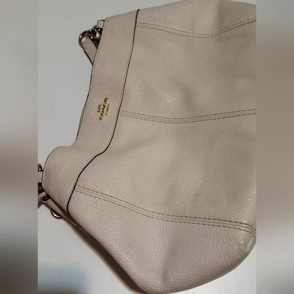 Coach Cream Leather Shoulder Bag - Picture 13 of 15